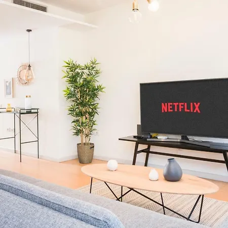 Appartement Homeforguest Design Attic Free Parking